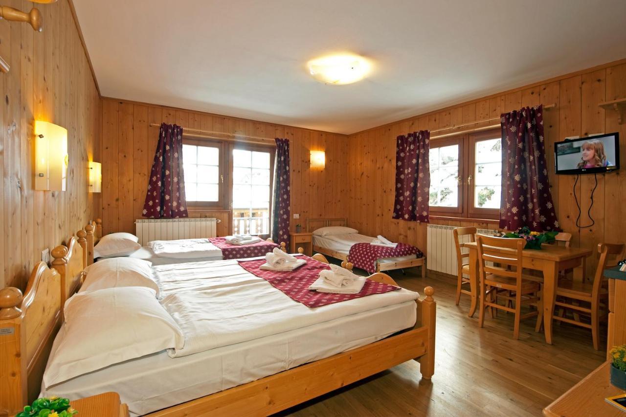 Aalts Dorf Hotel Riale  Luaran gambar