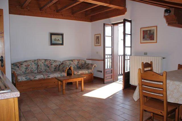 Aalts Dorf Hotel Riale  Luaran gambar