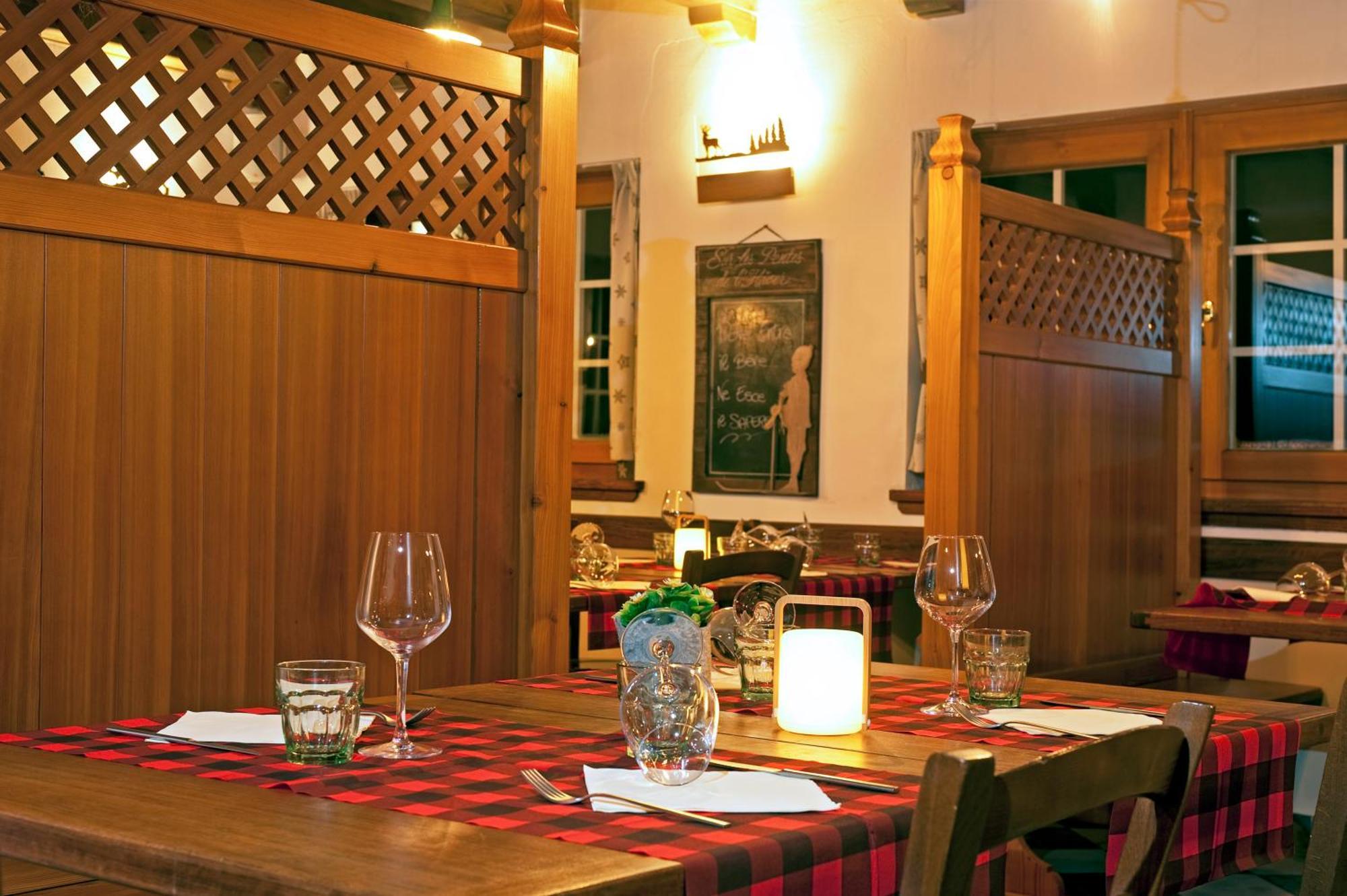 Aalts Dorf Hotel Riale  Luaran gambar